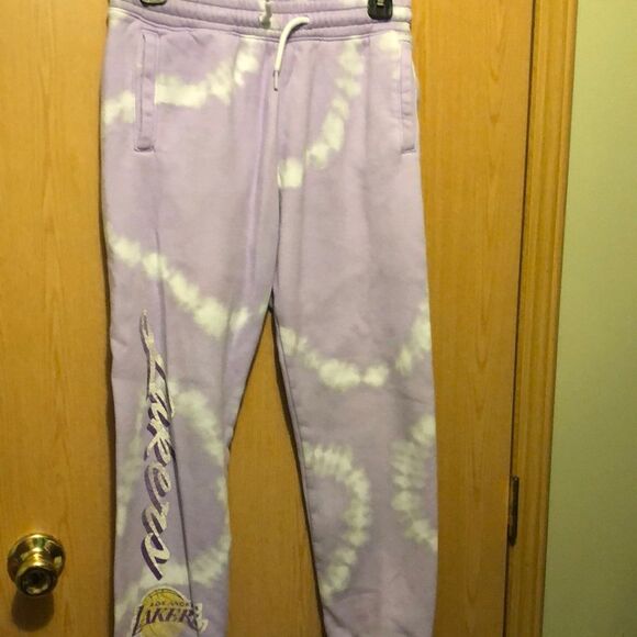 Abercrombie kids size 13/14 sweatpants lakers - Picture 1 of 5